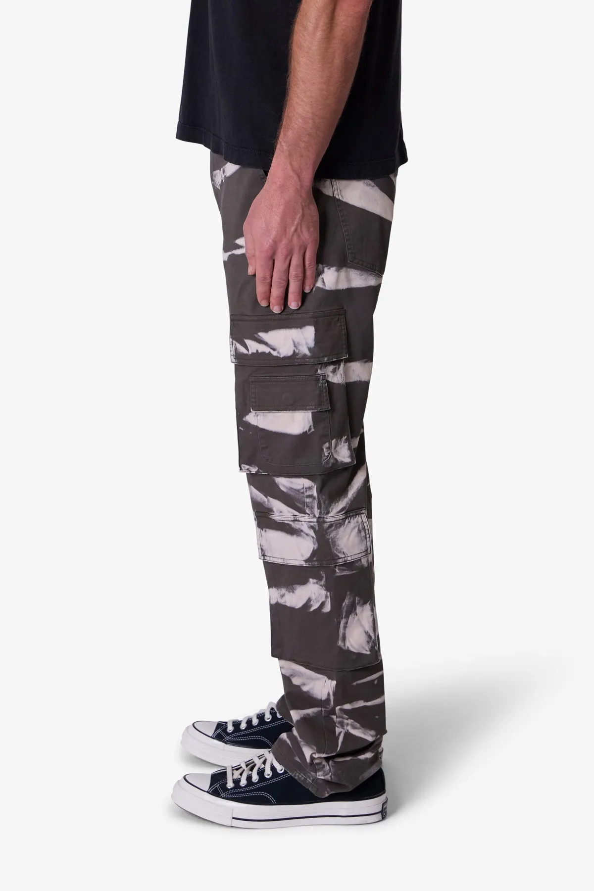 Silhouette Cargo Pants - Black